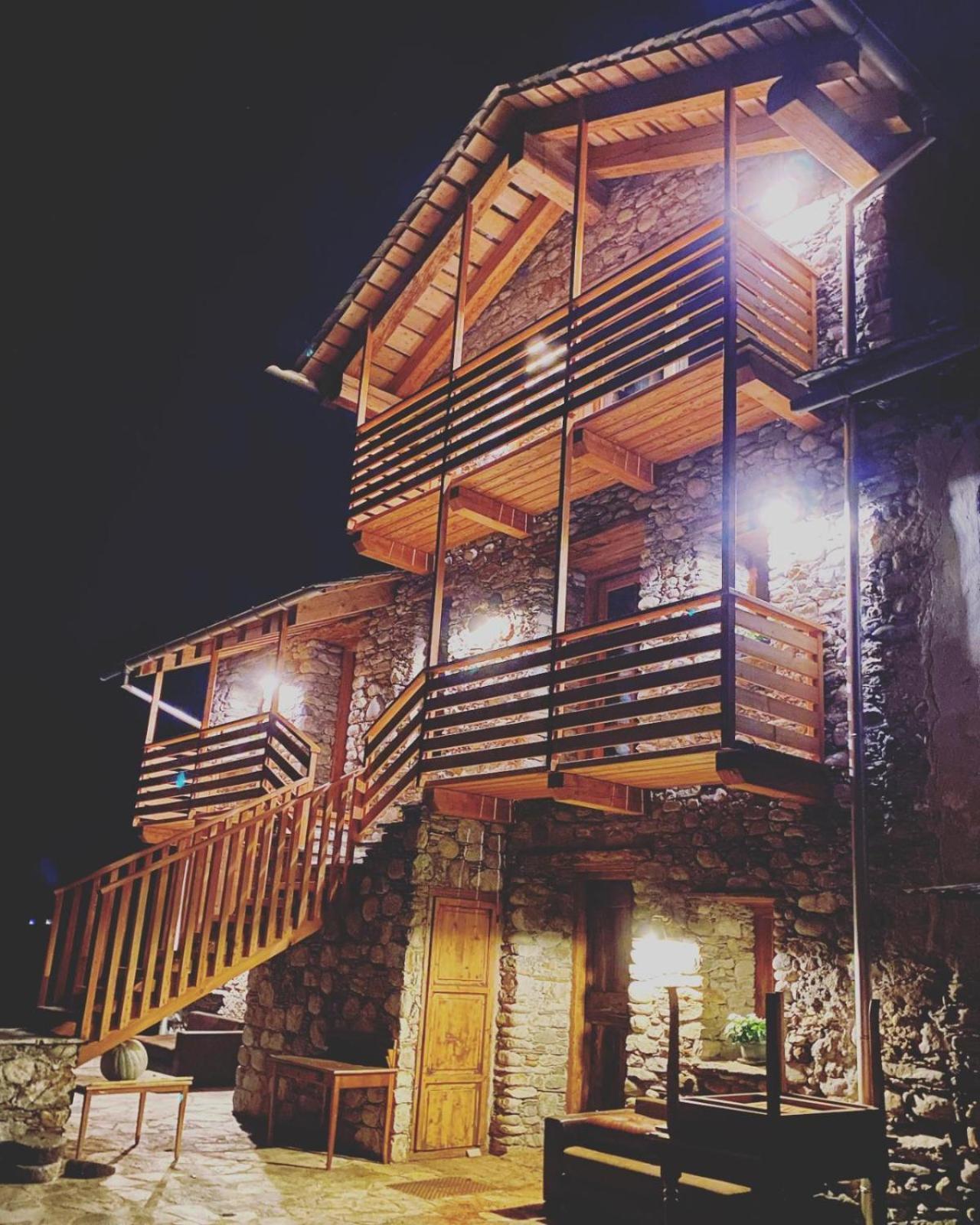Chalet Valchiavenna San Cassiano  Buitenkant foto